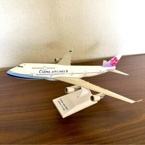 China Airlines 747 Collectible